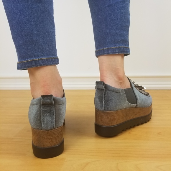 Chunky Block Heel Platform Velvet Shoes - Picture 5 of 8